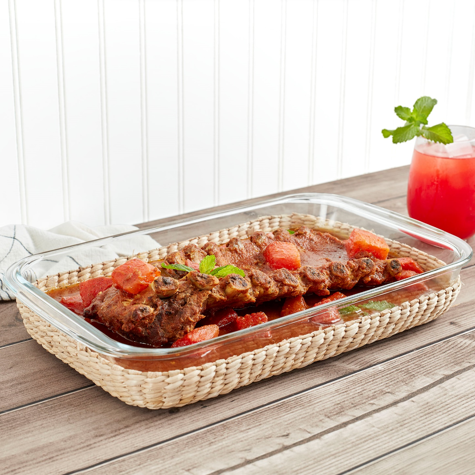 WICKER RECTANGLE BAKER