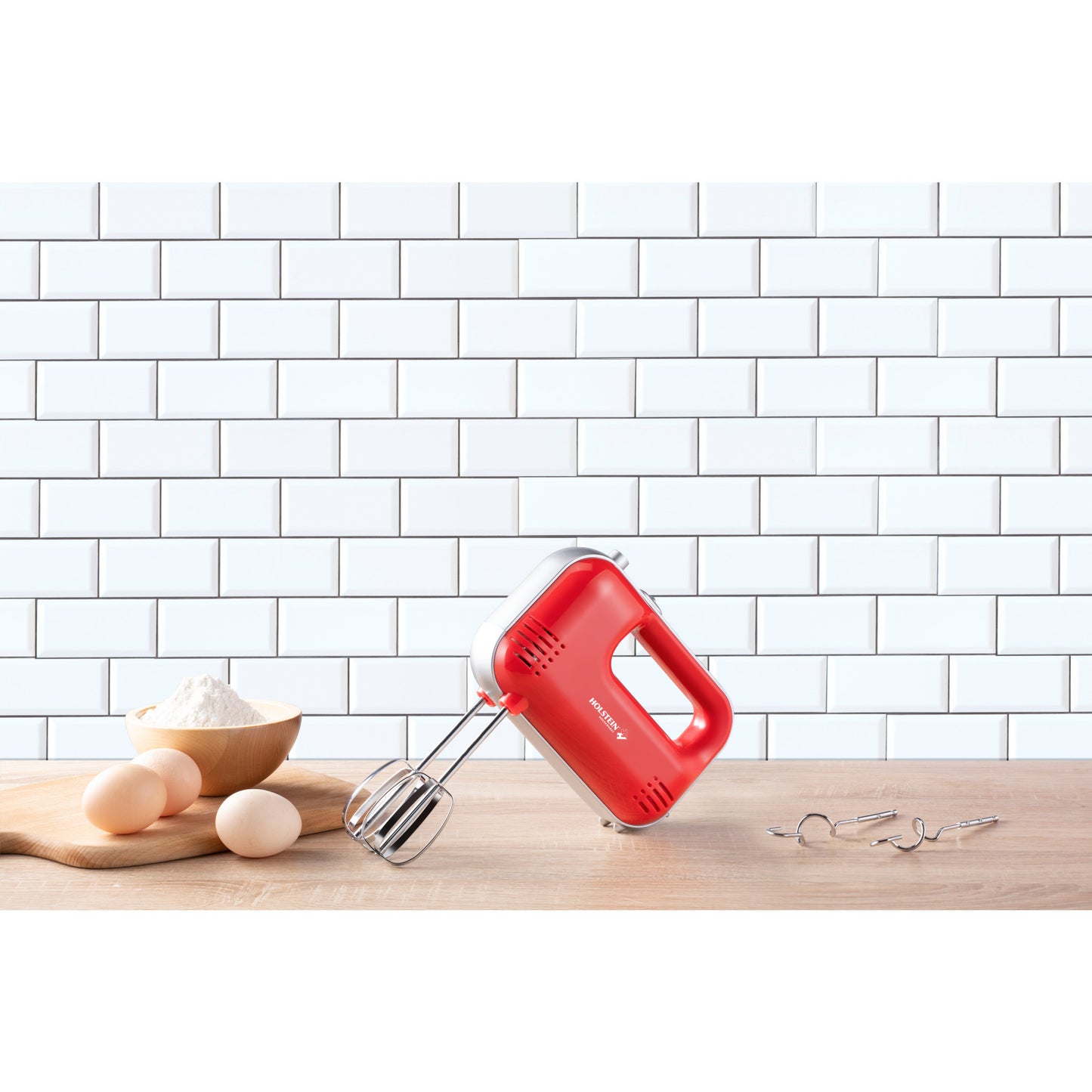 HAND MIXER