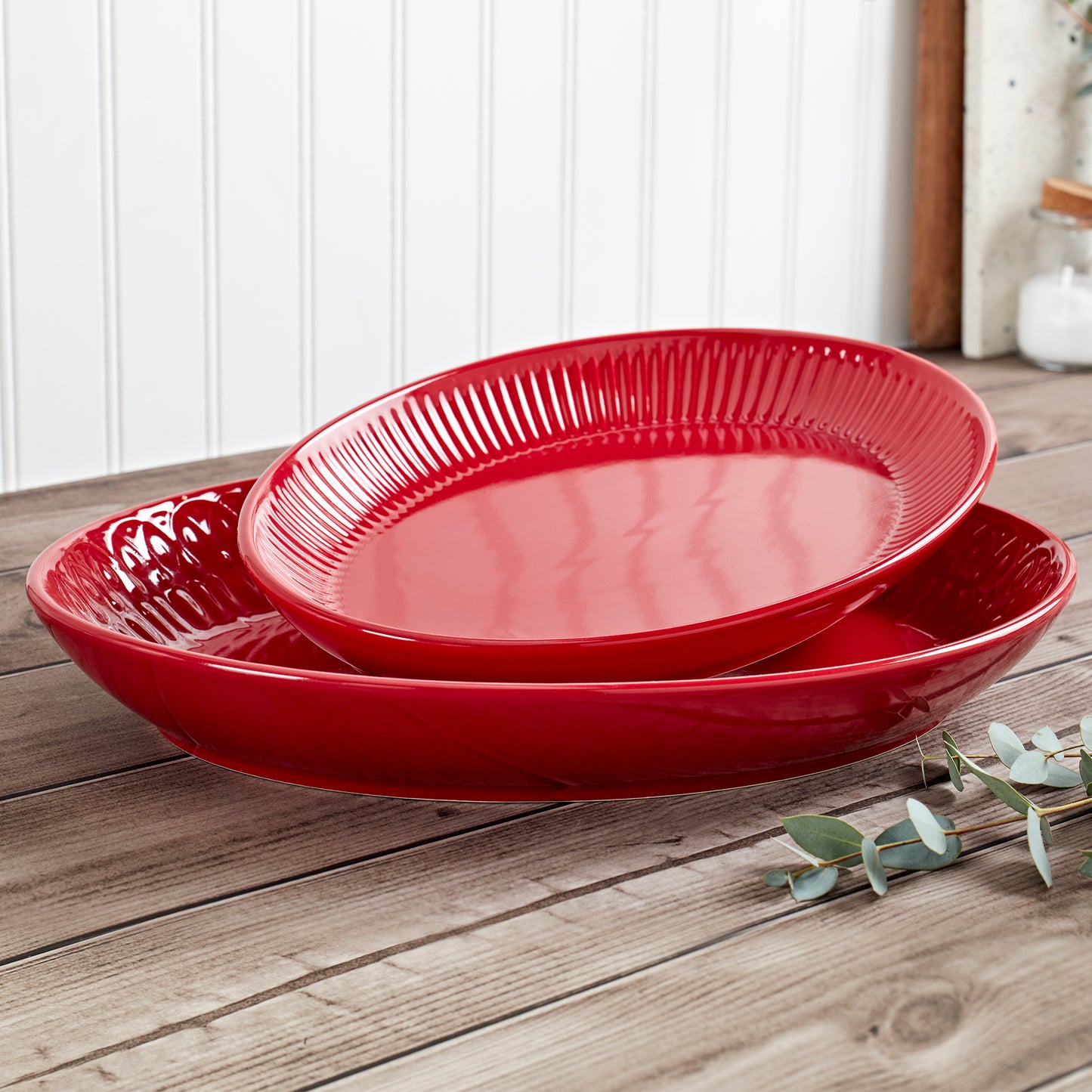 Dolly Set of 2 Oval Platters - Red